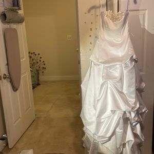 David’s bridal wedding gown
